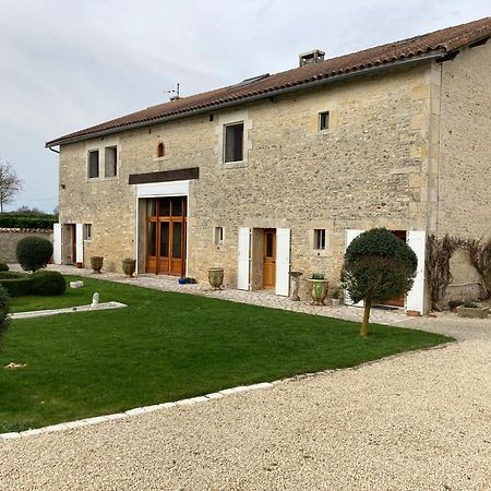 Bed and Breakfast La Grange Blanzay Esterno foto