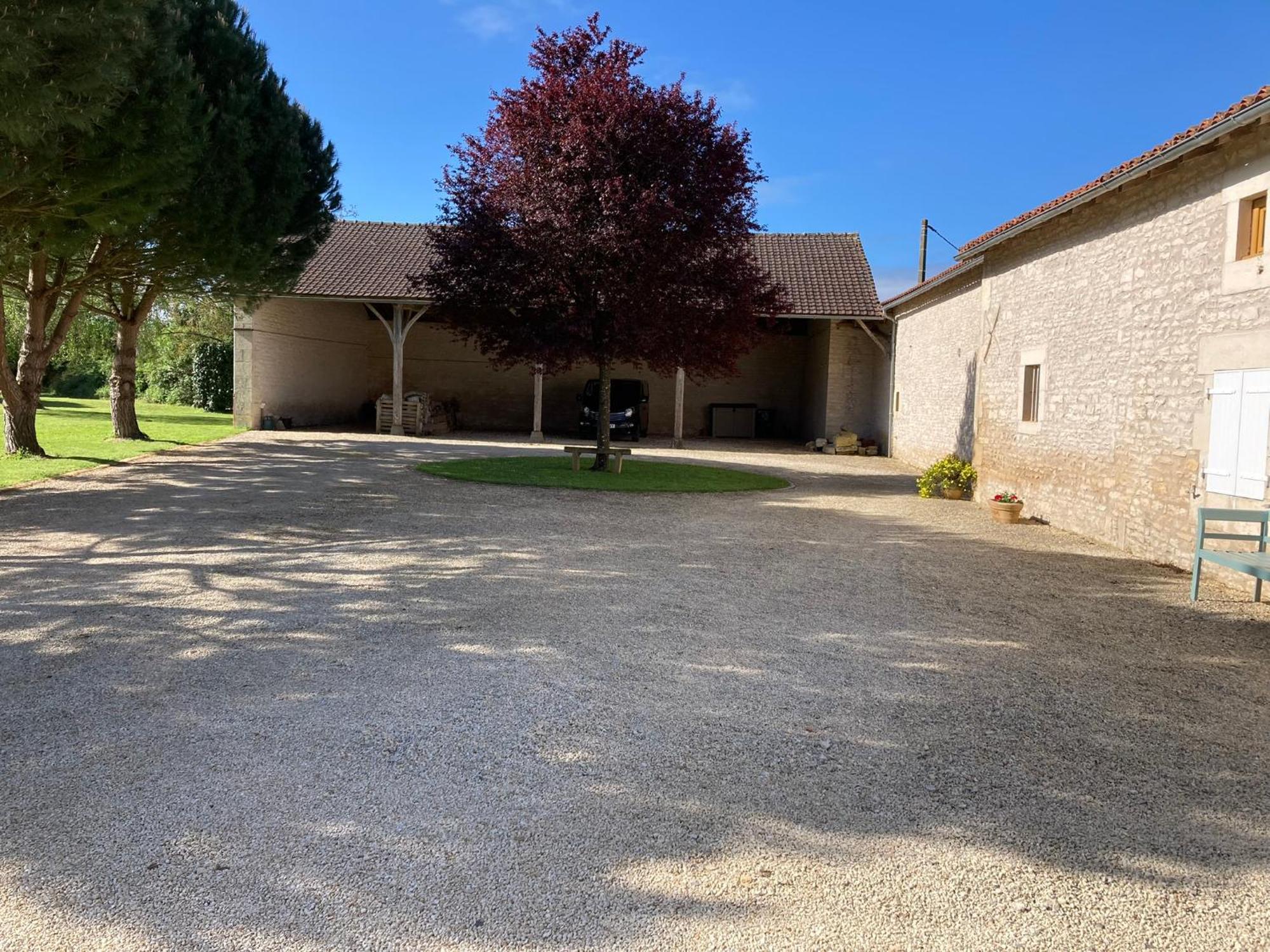 Bed and Breakfast La Grange Blanzay Esterno foto